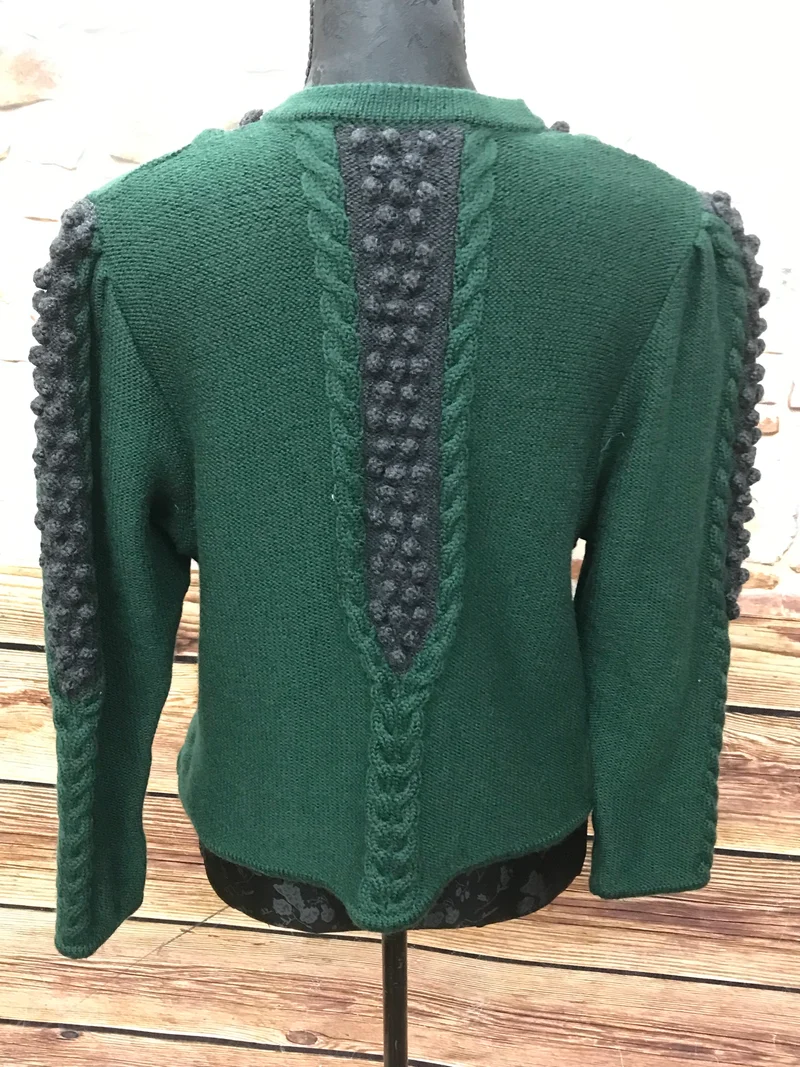Vintage Trachten Strickjacke Astrifa Grün aus Schurwolle – Größe 44