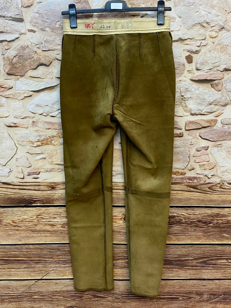 Vintage Damen Lederhose Gr. 40 – Karl Kübler Leder-Trachten in Olivbraun
