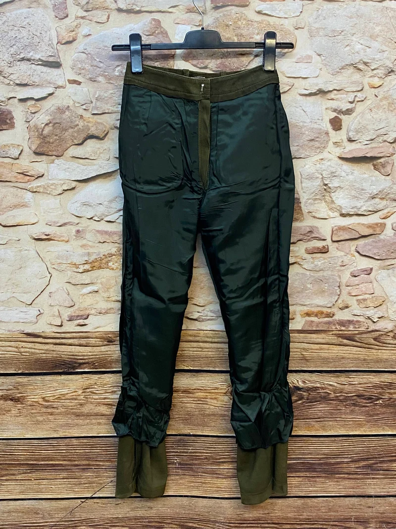 Lange Lederhose Damen Gr. 36 – grüne Trachtenlederhose aus Echtleder