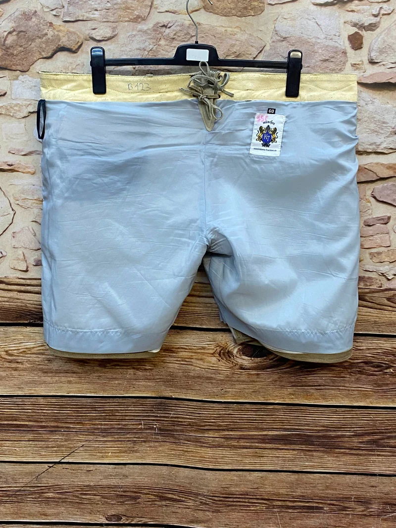 Kurze Trachtenlederhose Herren Gr. 60 – braune Kaisers Trachten Lederhose aus Echtleder