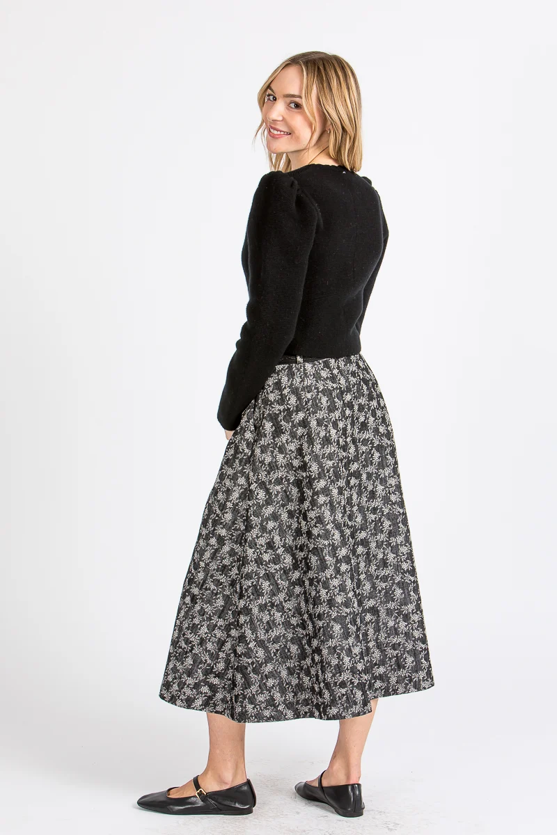 Puffarm Strickjacke mit gehäkelter Borte Owingen schwarz