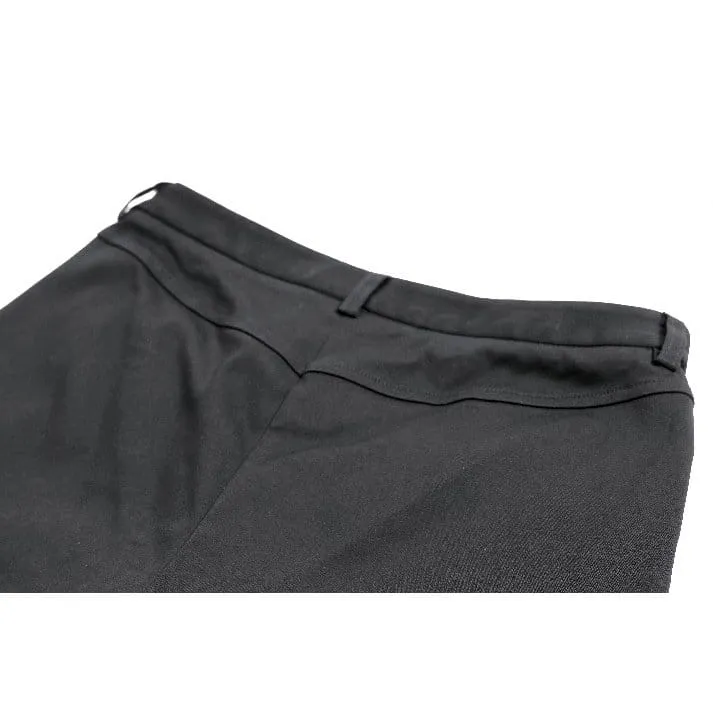 Punk-Shorts für Damen mit Ösen, Schnürung und Cut-outs