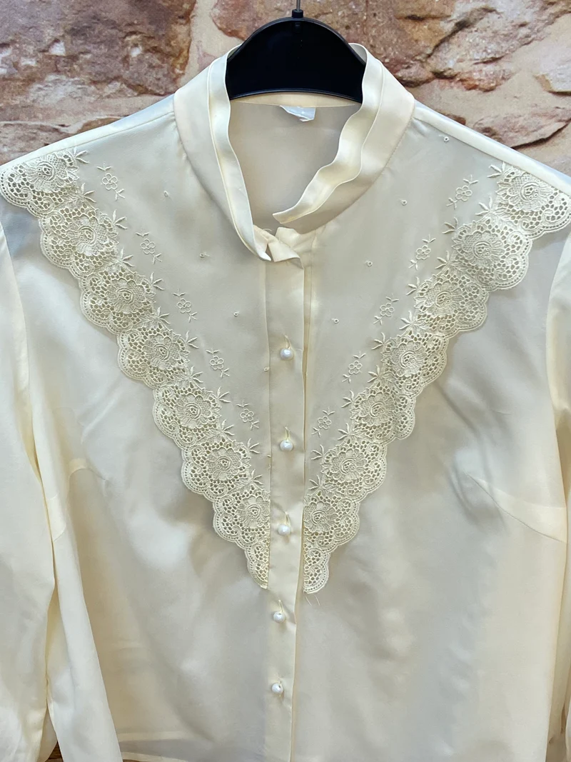 Vintage Spitzenbluse – Cremeweiß – Gr. 44