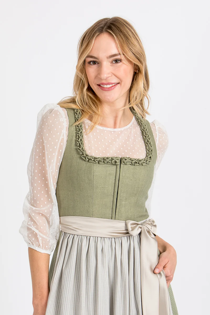 Alpenherz Dirndlbluse Kim Dots weiß