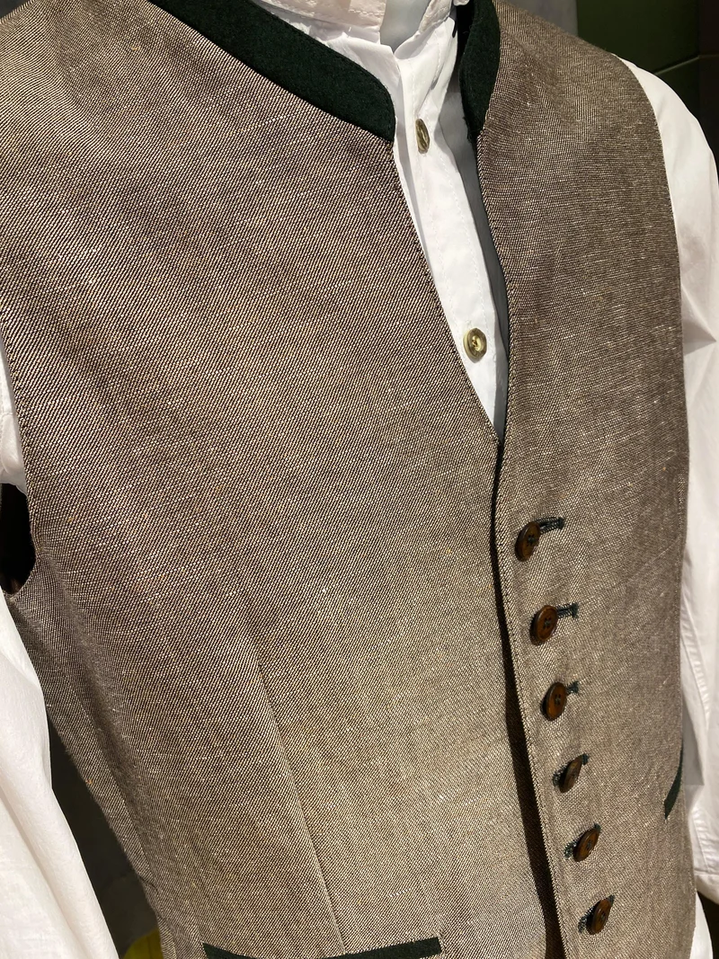 Trachtenweste G'weih & Silk Inn beige