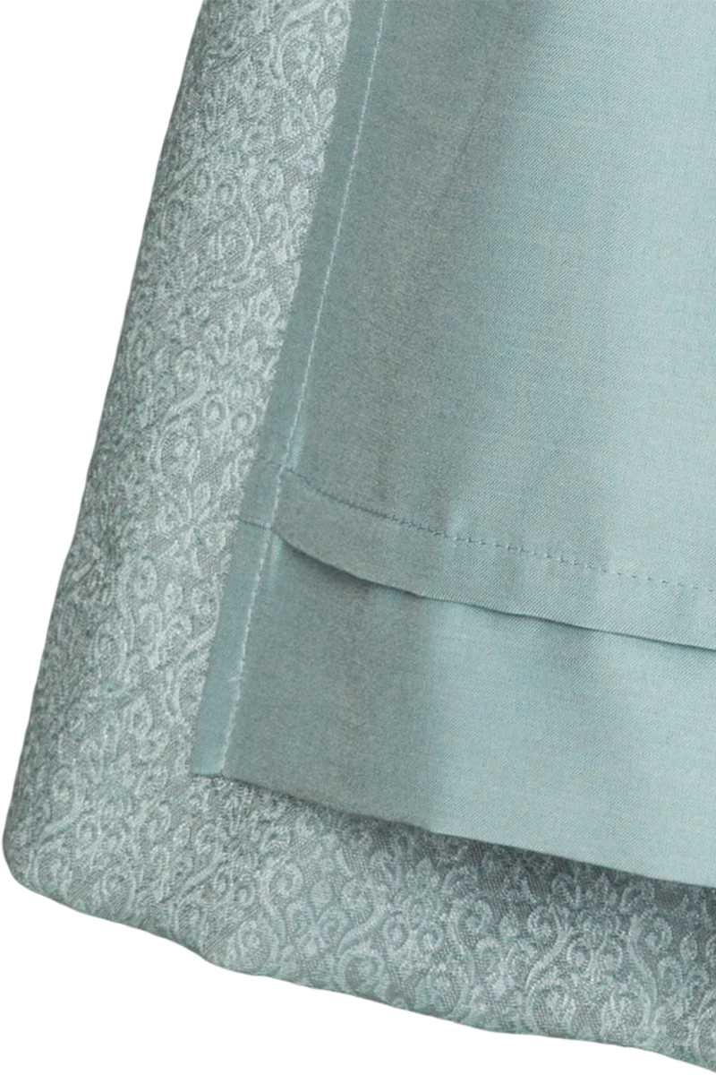 Kinderdirndl festlich mit floralem Muster