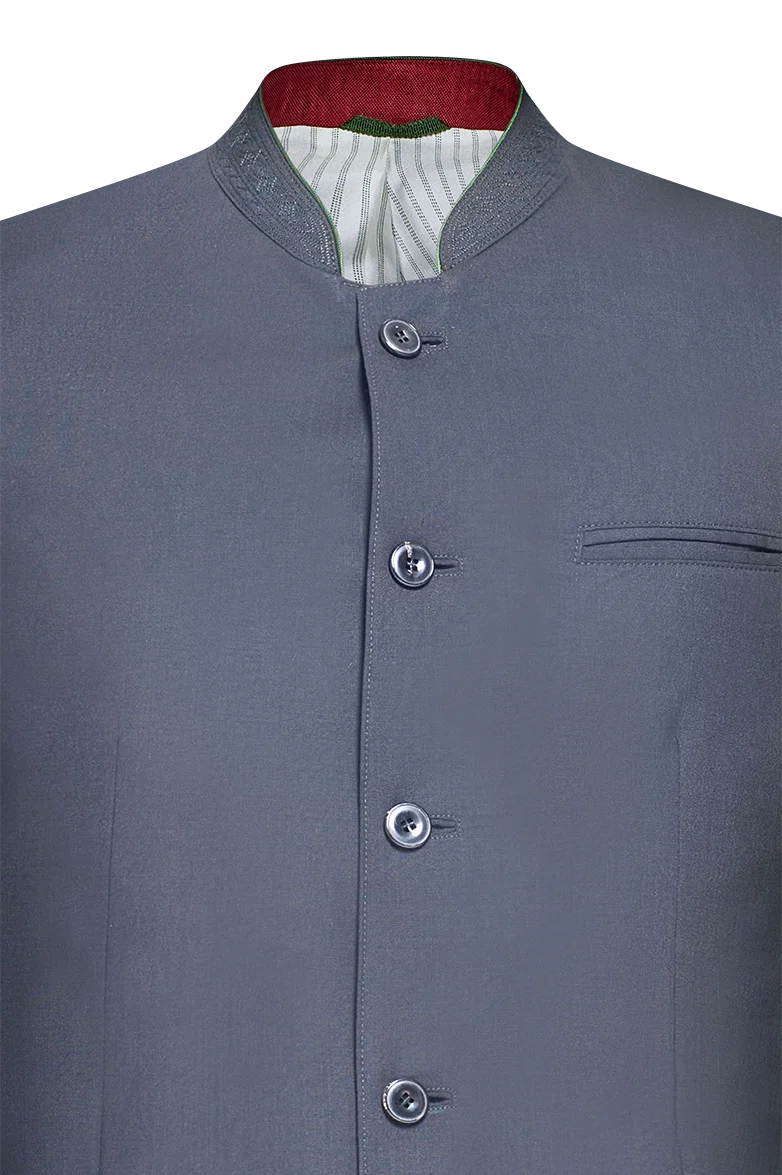 Klassische Jacke mit Ornamentstickerei