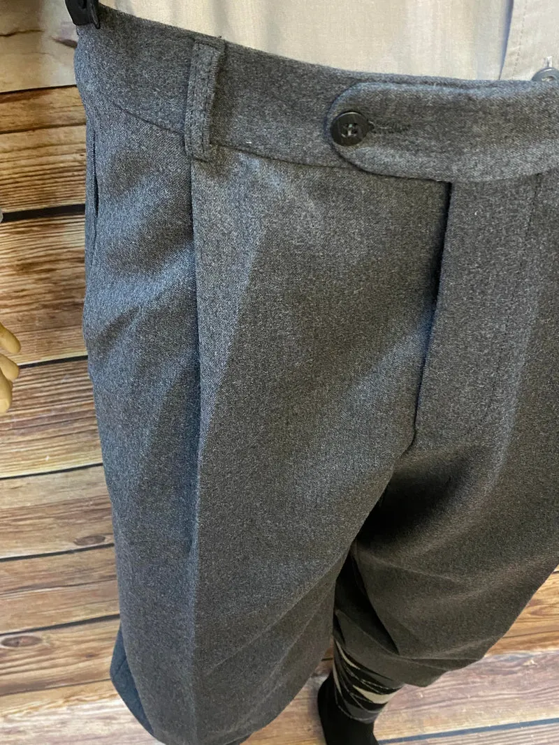 20er Jahre Herren Outfit – britischer 1920er-Jahre-Stil mit Knickerbocker & Weste