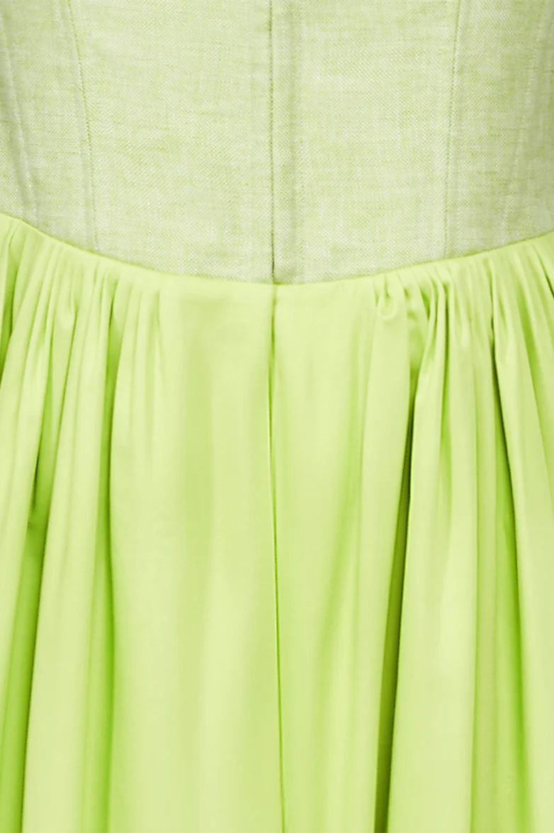 Dirndl mit Henndorfer Rüsche