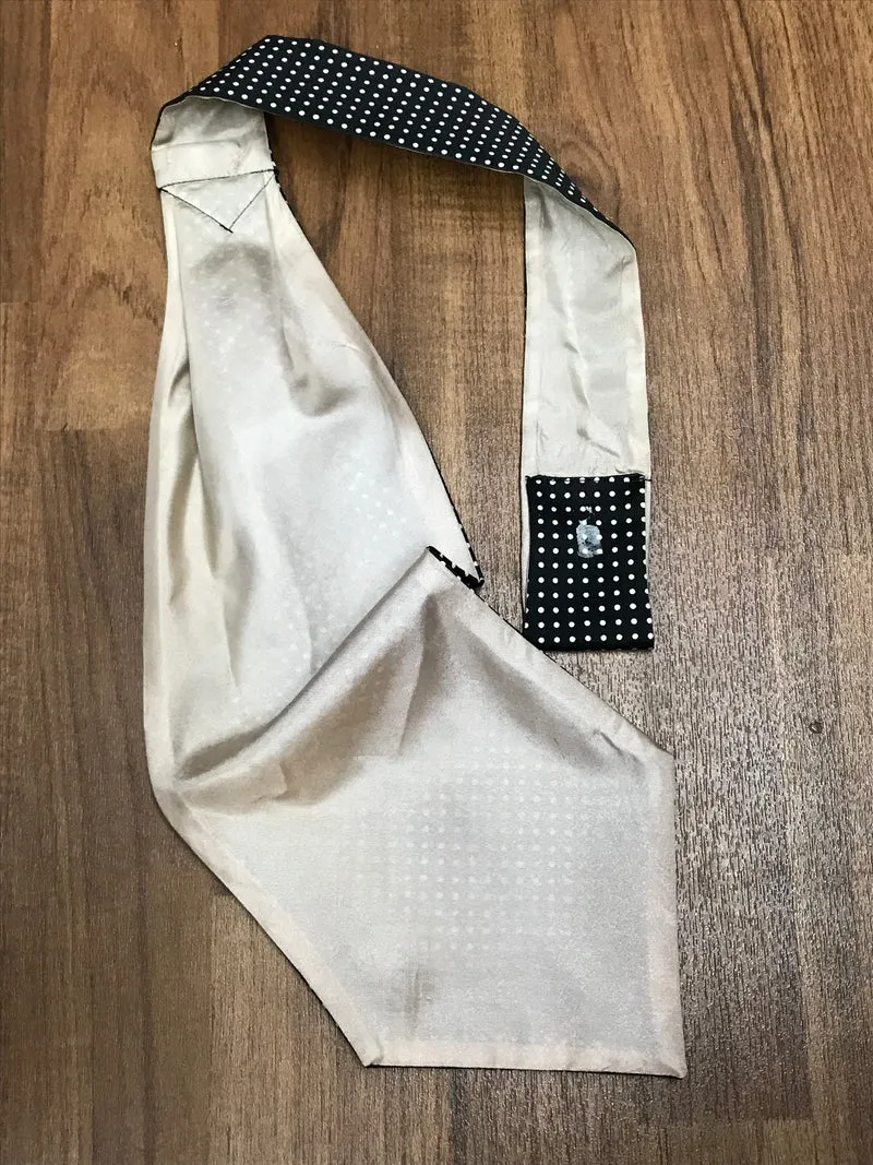 Vintage Krawattenschal Schwarz mit weißen Punkten – Seide