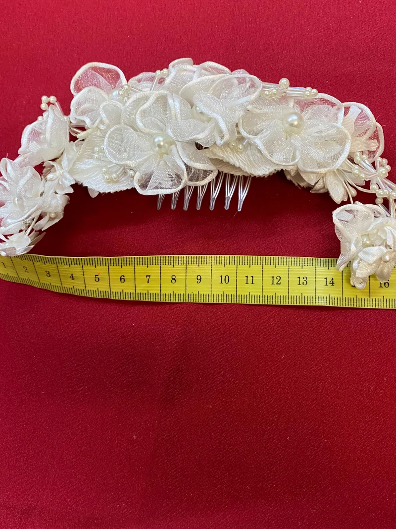 Kommunion Haarschmuck Blumen Perlen – Haarkamm weiß Mädchen ungetragen