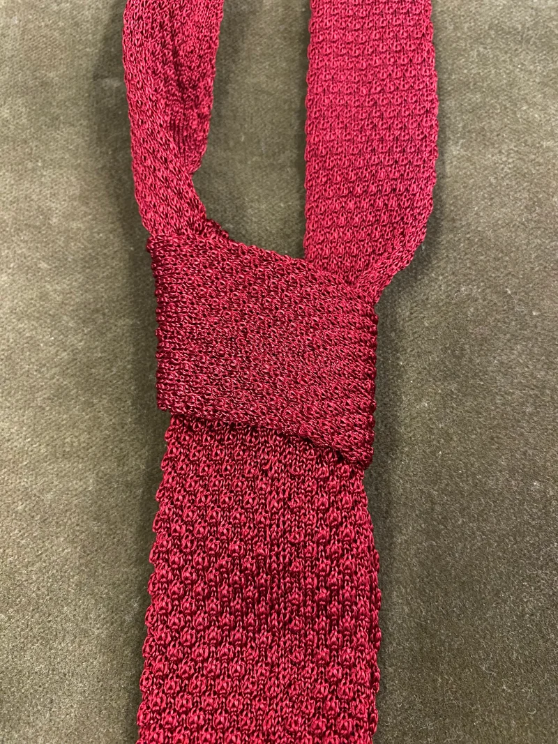 1970er Vintage Strickkrawatte Rot – schmale Herren Krawatte Made in Germany