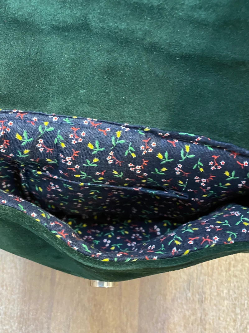 Vintage Dirndltasche dunkelgrün aus Wildleder mit Entenmotiv