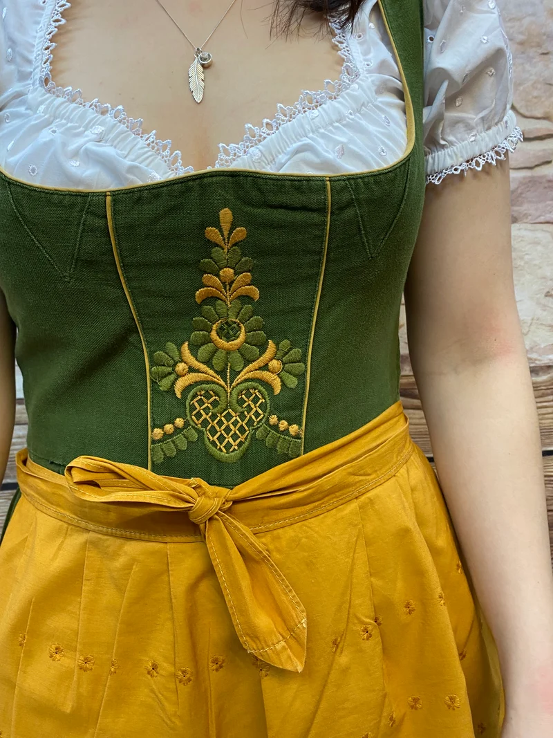 Vintage Dirndl grün - Stickerei, Gr.36