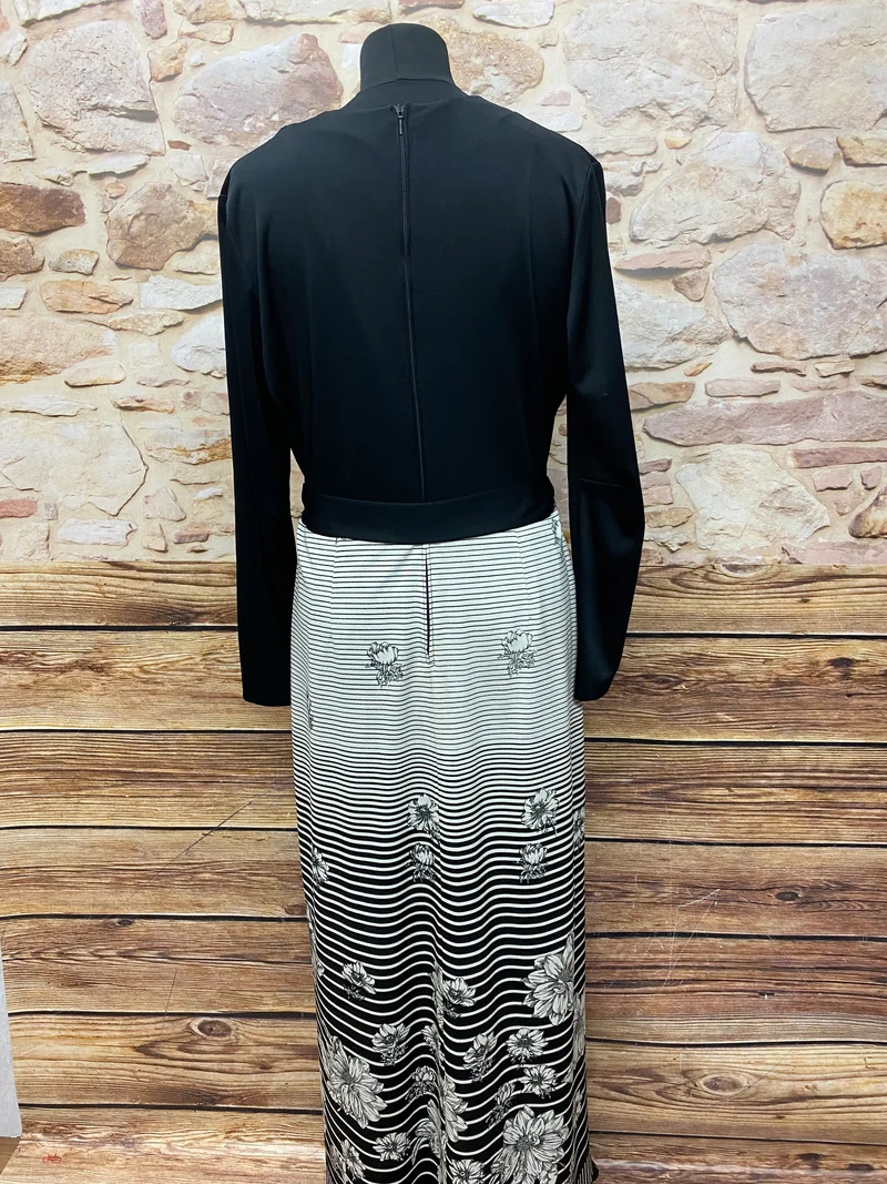 Langes Vintage Kleid Maxikleid 70er Jahre schwarz/weiß Gr.44
