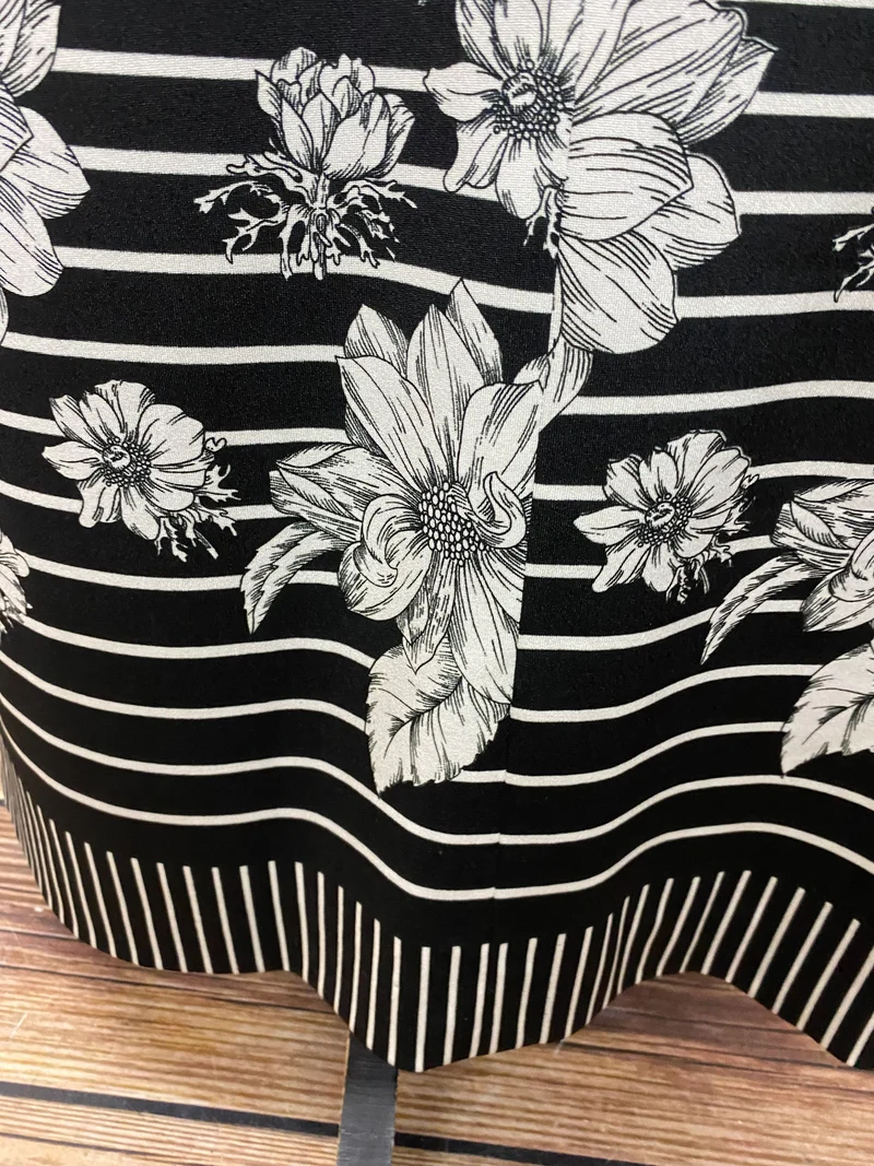 Langes Vintage Kleid Maxikleid 70er Jahre schwarz/weiß Gr.44