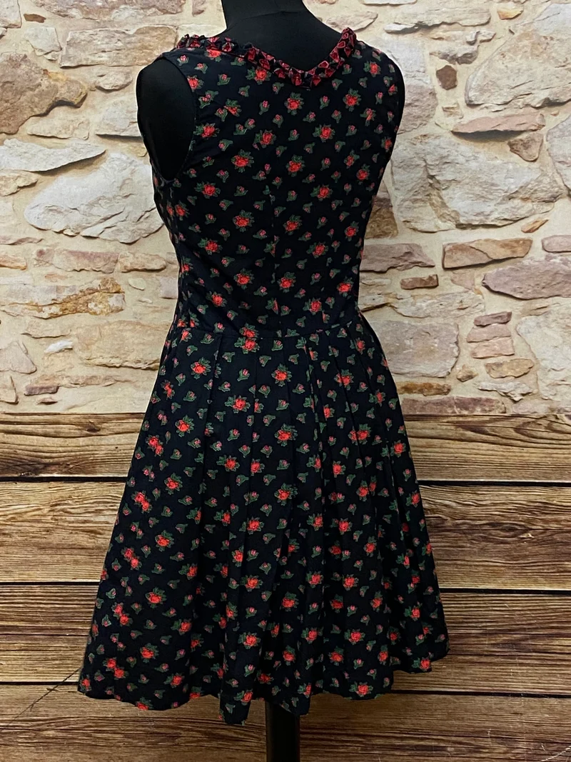 Vintage Dirndl schwarz Rosen Trachtenkleid Gr. 34